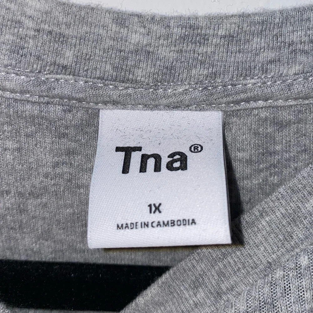 TNA Ribbed Cropped Longsleeve - Picture 4 of 4